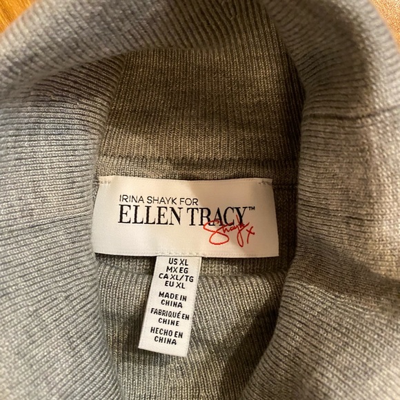 Ellen Tracy Soft Gray Sleeveless Turtleneck - Picture 3 of 4